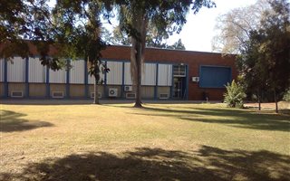 5854 m² Commercial space in Oos-Einde