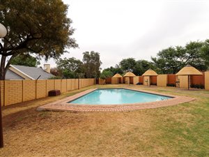 2 Bed Townhouse in Edenglen