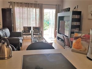 2 Bedroom Apartment in Kensington B