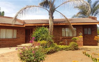3 Bedroom House in Flora Park