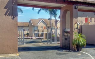 2 Bedroom Apartment in Edenglen