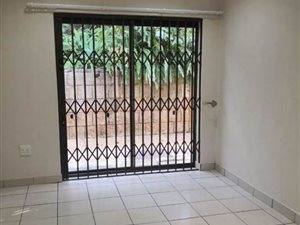 1 Bed Garden Cottage in Cowies Hill