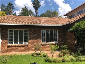 2 Bed Apartment in Woodmead