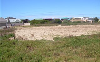 3 Bedroom House in Still Bay East