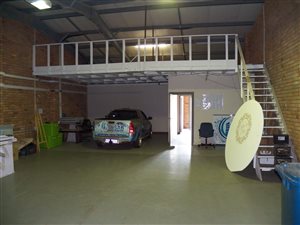 161 m² Commercial space in Alton