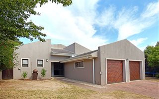 4 Bedroom House in Vierlanden