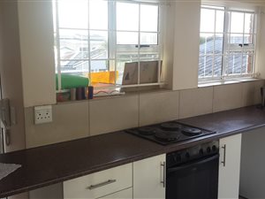 3 Bedroom Flat in Rylands