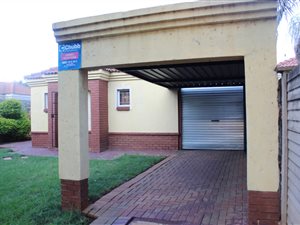2 Bed House in Eloffsdal