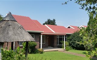2 Bedroom Townhouse in Sunward Park