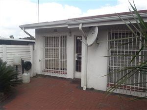 3 Bed Townhouse in Witbank Central