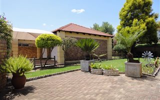 3 Bedroom Townhouse in Signal Hill