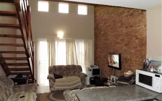 2 Bedroom Townhouse in Honey Park