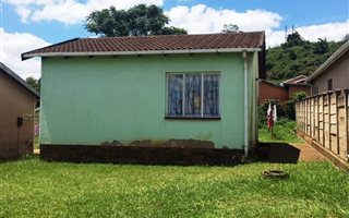 2 Bedroom House in Panorama Gardens