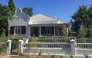 5 Bedroom House in Paarl