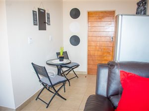 2 Bed House in Johannesburg Central