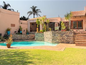2 Bed House in Woodmead
