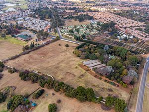 4 ha Smallholding in Kimbult AH