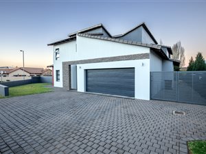 4 Bed House in Newmark Estate