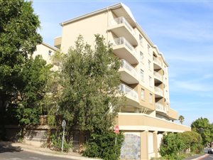 2 Bed Flat in Bellville Central