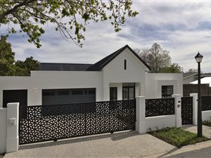 4 Bed House in Karindal