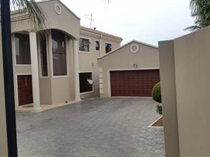 5 Bed House in Bedfordview