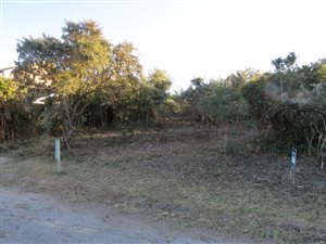 651 m² Land available in Kleinemonde