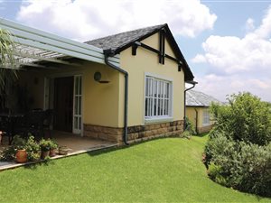 3 Bed House in Waterfall Hills Mature Lifestyle Estate