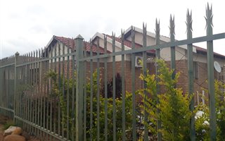 3 Bedroom House in African Jewel