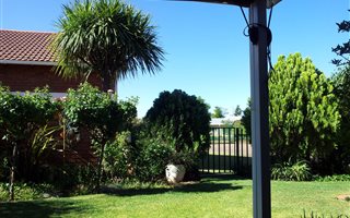 2 Bedroom Townhouse in Fichardtpark