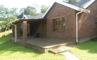3 Bedroom House in Padfield Park