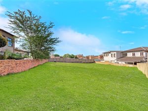 922 m² Land available in Eagle Canyon Golf Estate