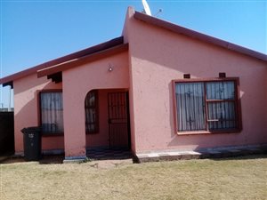 2 Bed House in Orange Farm
