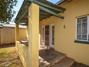 2 Bed House in Newlands