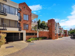3 Bed Apartment in Morningside