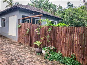 2 Bed Garden Cottage in Umdloti Beach