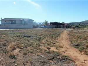 1206 m² Land available in Oudtshoorn