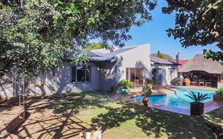 4 Bedroom House in Wierda Park