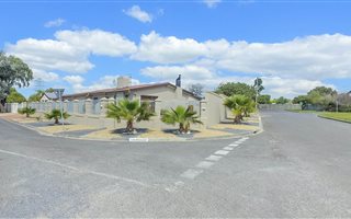 4 Bedroom House in Oakglen