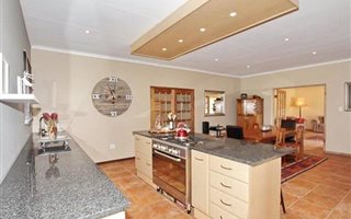 5 Bedroom House in Bergbron