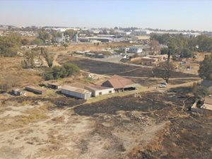 4 ha Land available in Pomona AH