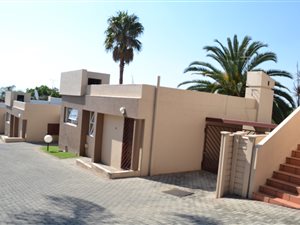2 Bed Apartment in Radiokop