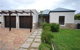 3 Bedroom House in Atlantic Beach Golf Estate