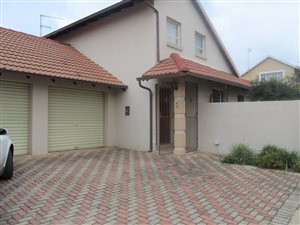 4 Bed Cluster in Pomona