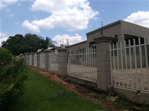 3 Bedroom House in Erasmia