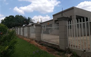 3 Bedroom House in Erasmia