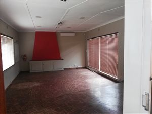 120 m² Office Space in Ontdekkers Park