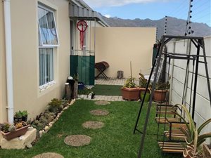 2 Bed Townhouse in Onverwacht