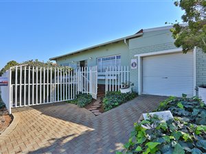 3 Bed House in Crosby