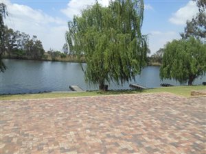 3 Bed House in Miravaal