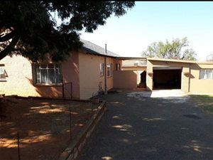3 Bed House in Hillshaven